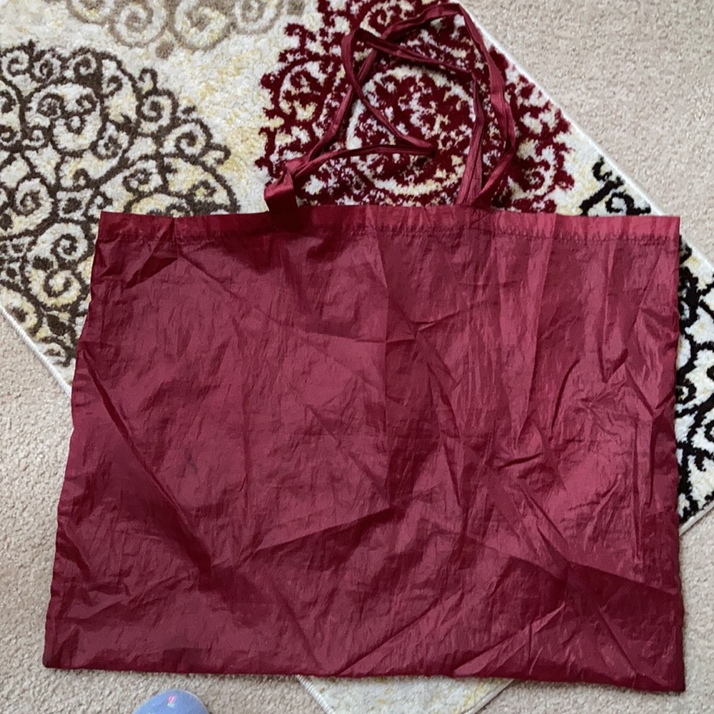 🌻5/$15 VS Pink track team tote.bundle &save👜 - Picture 5 of 7